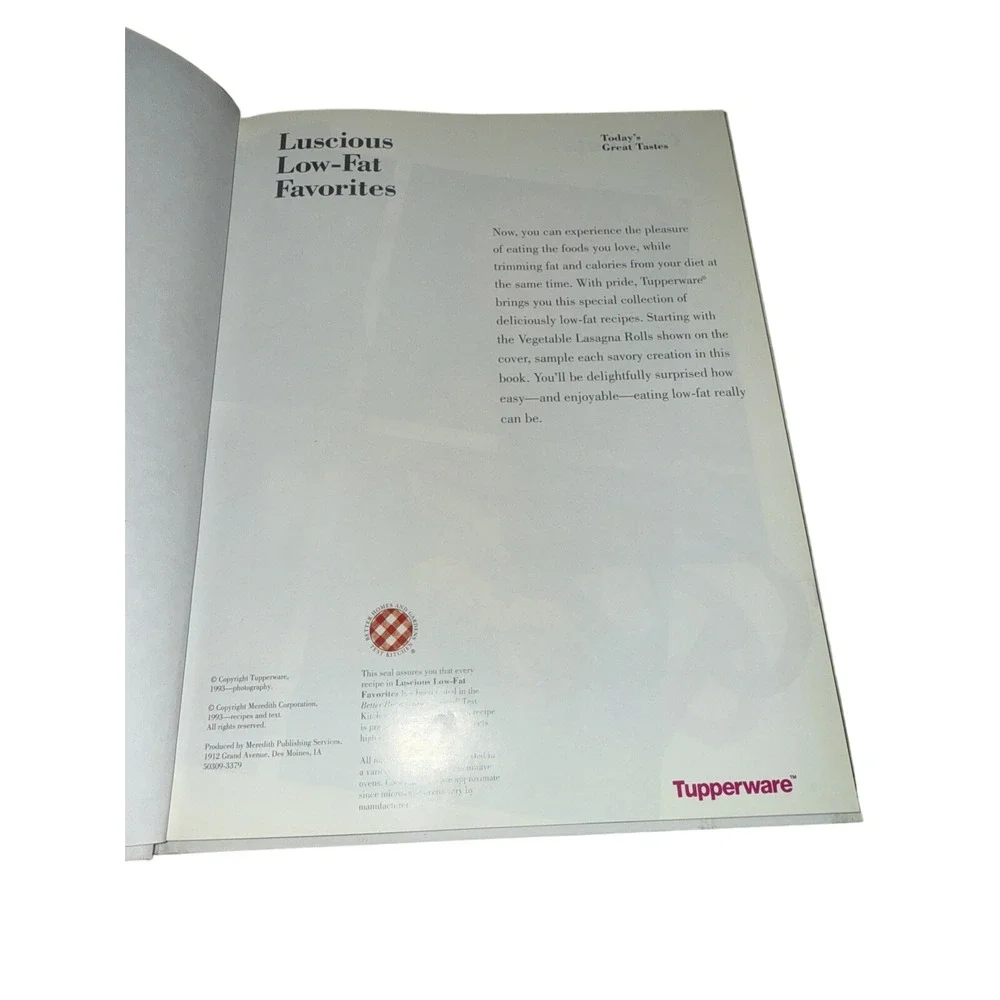 Luscious Low-Fat Favorites by Tupperware‎ (1993) Hardback